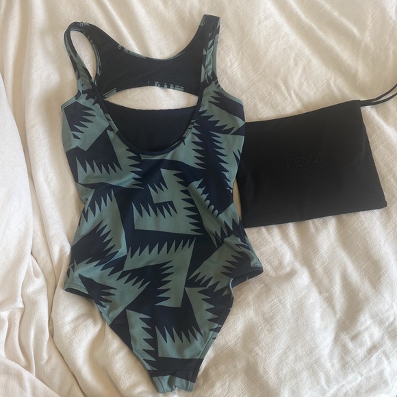 FENDI Swimsuit or bodysuit size 38 - Picture 5 of 8